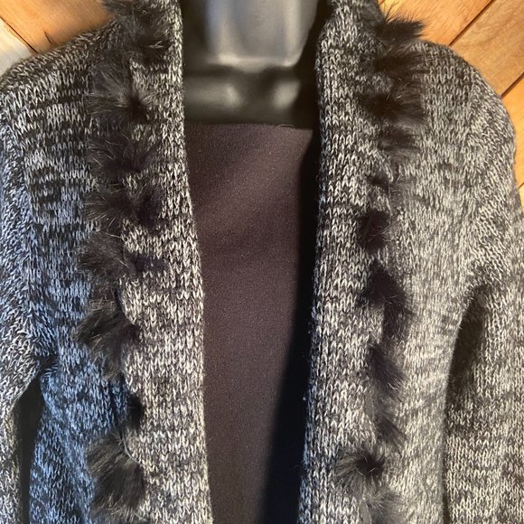 A. Byer | 100% Rabbit Tuft Long Cardigan | M - Picture 2 of 9
